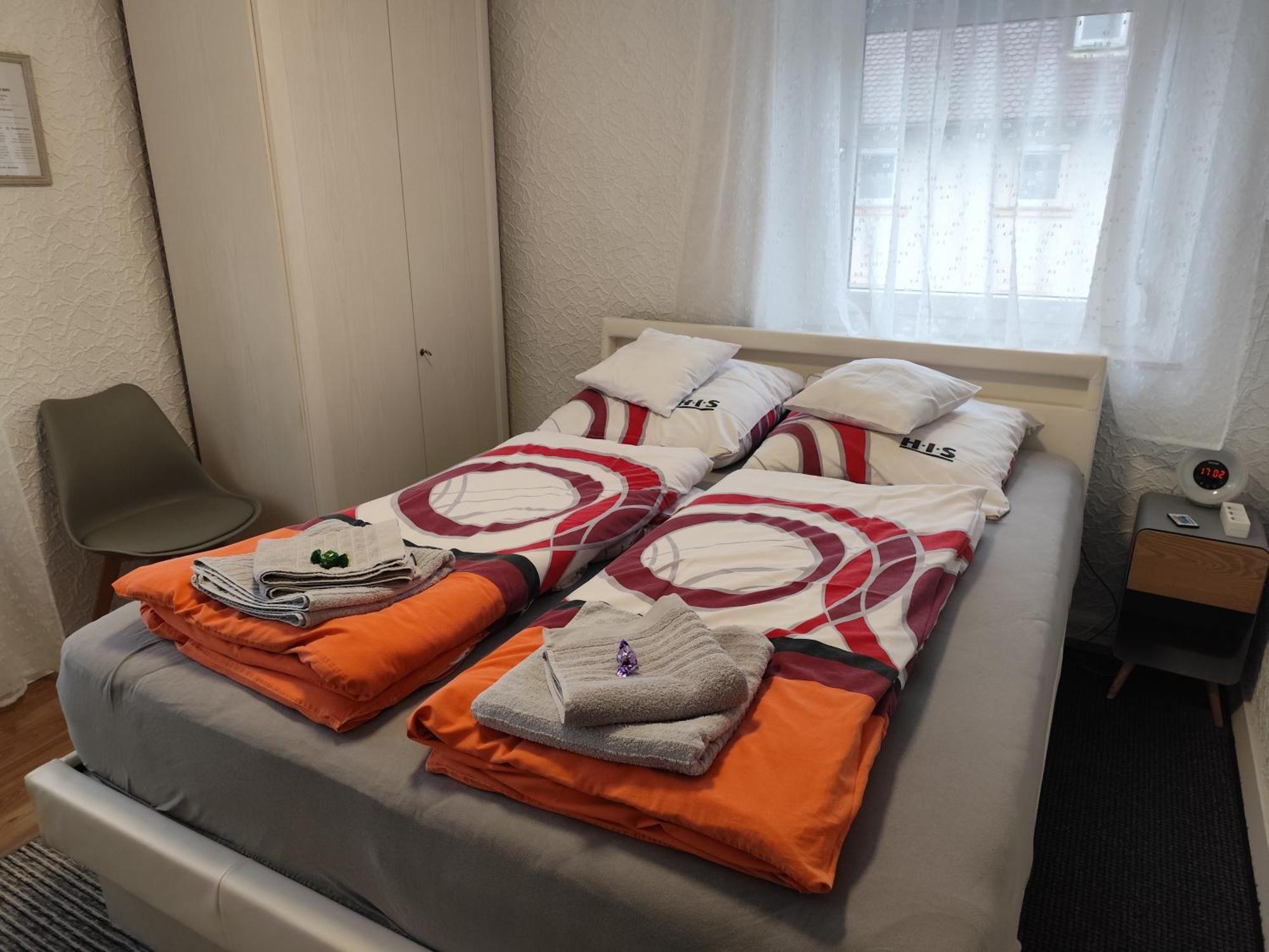 Gaestezimmer Boxenstopp Veitsbronn Buitenkant foto
